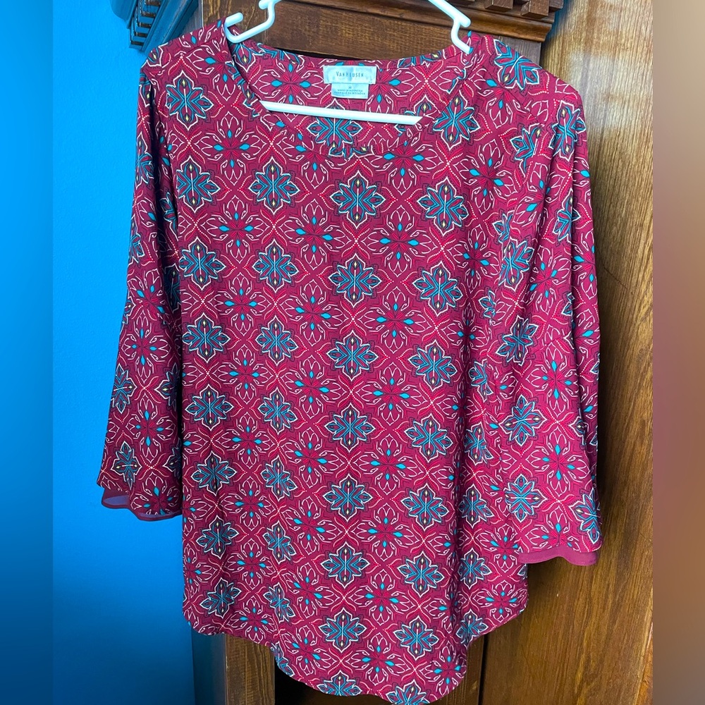 3/4 Bell sleeved blouse Sz. M